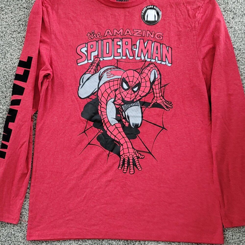 ***Marvel Spiderman Long Sleeve Red T-shirt Youth X-large  New***